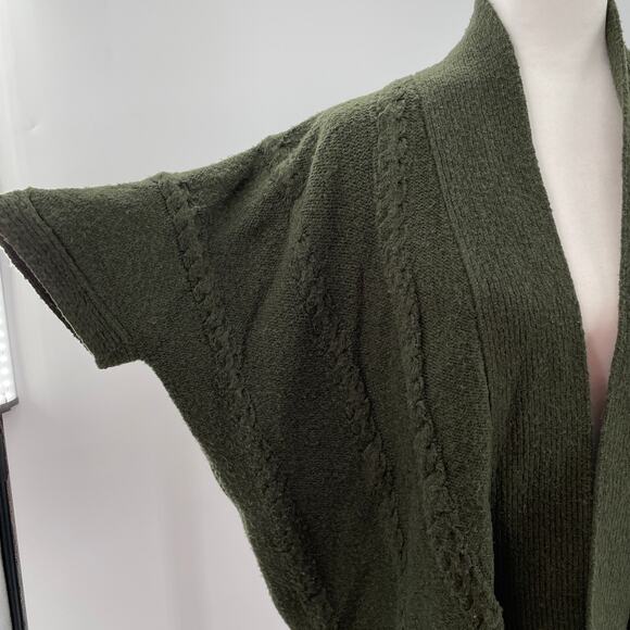 CAbi 145 Green Open Front Short Dolman Sleeve Oversized Sweater Cardigan S/M - Picture 6 of 12